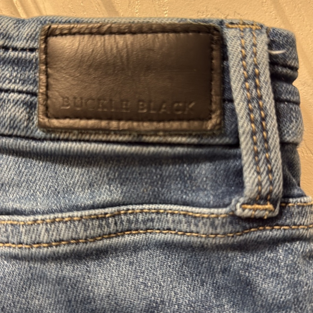 Women's Buckle Black Skinny Blue Jeans 27x30 - Picture 9 of 12